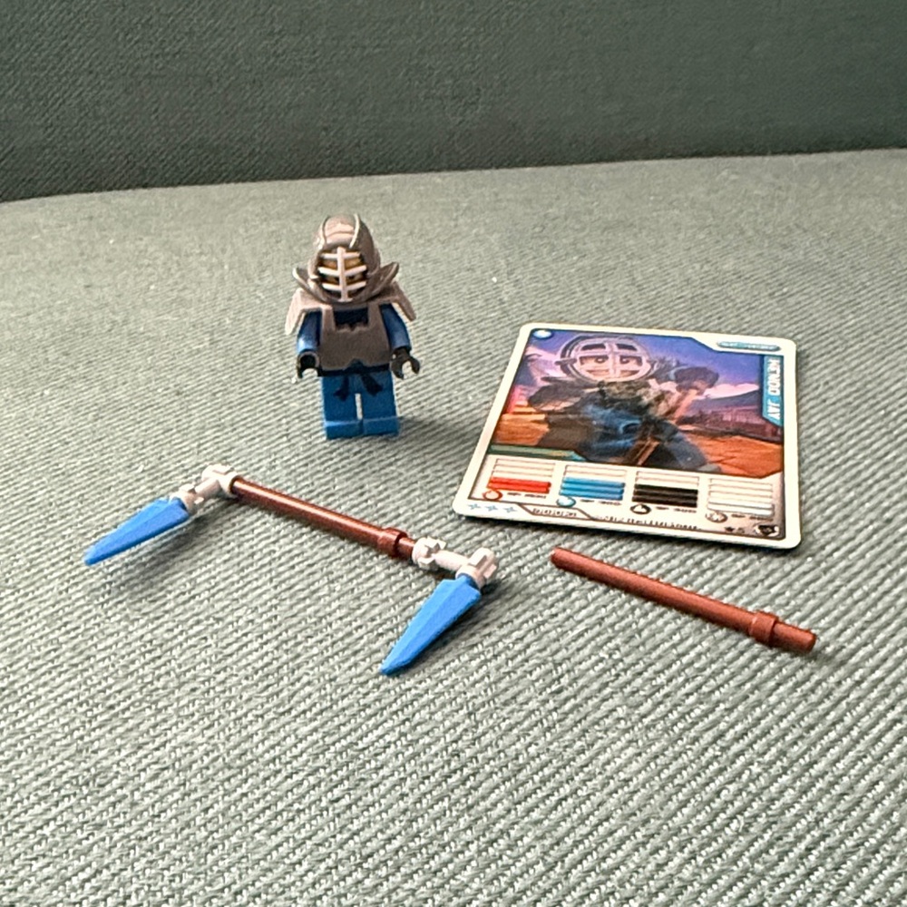 Lego Ninjago Kendo Jay Minifigure + 3D Lenticular Character Card + Weapons 50000